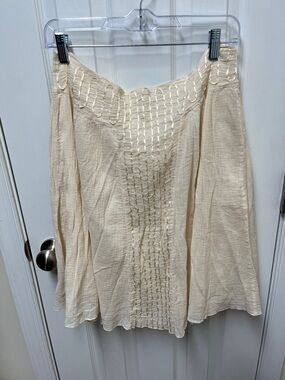 Old Navy Cream A-Line Skirt with Textured Front Panel